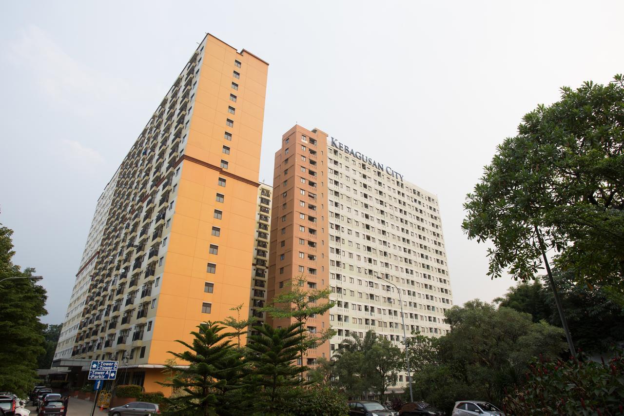 Literooms Kebagusan Jakarta Exterior photo